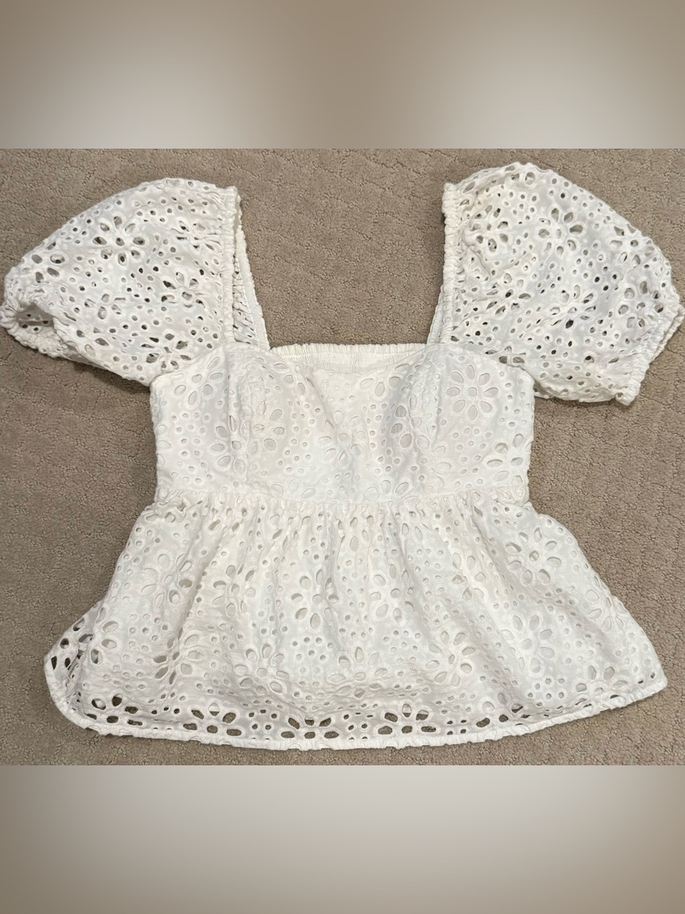 Lilly Pulitzer White Eyelet Puff-Sleeve Top